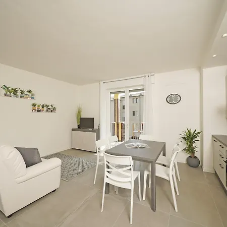 Aurora B2a By Wonderful Italy Apartman
